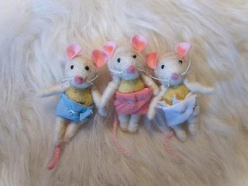 Baby drieling muisjes van viltwol - 7cm - muizenhuis - blyth beschikbaar voor biedingen