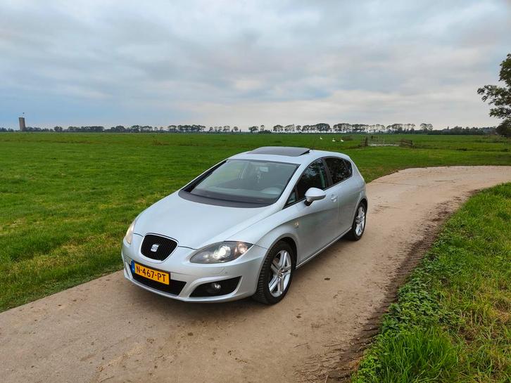 Seat Leon 1.8 TSI 118KW DSG 2011 Grijs, Auto's, Seat, Particulier, Leon, ABS, Airbags, Airconditioning, Alarm, Bluetooth, Bochtverlichting