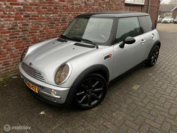 Mini Mini 1.6 Cooper beschikbaar voor biedingen