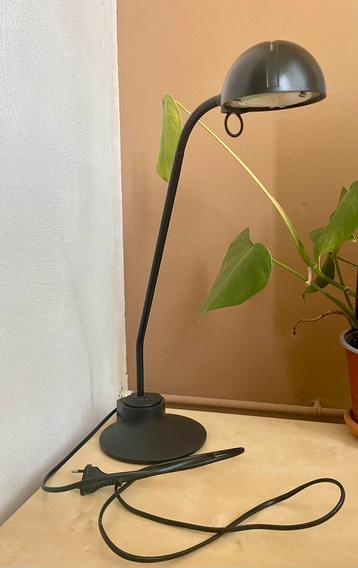 Bureaulamp met flexibele kop beschikbaar voor biedingen