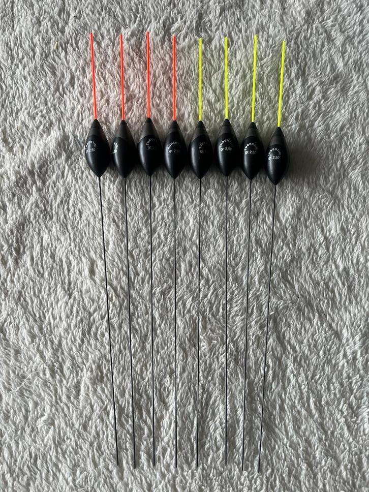 adv 83 / NIEUW set 8 dobbers TUBERTINI 2,50 gr, Watersport en Boten, Hengelsport | Witvissen, Nieuw, Dobber of Lood, Ophalen of Verzenden
