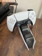 Controller - PS5 Oplaadstation / Dock (Origineel) - ZGAN, Ophalen of Verzenden, Zo goed als nieuw, Controller, PlayStation 5