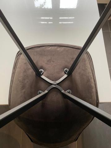 4 Donkerbruine Eetkamerstoelen - Stof & Metaal beschikbaar voor biedingen