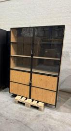 Grote goedkope vitrine kasten eiken + staal & glas 200x140, Ophalen, 50 tot 100 cm, 150 tot 200 cm, 25 tot 50 cm