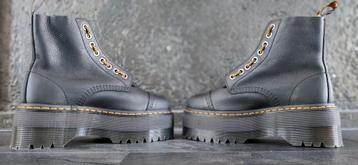 *NIEUW* Dr Martens Sinclair *Maat 39* beschikbaar voor biedingen