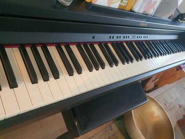 Roland RP401R Digitale Piano - Topstaat!, Muziek en Instrumenten, Piano's, Piano, Ophalen