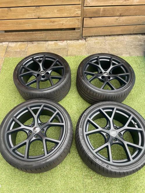 Audi RS3 breedset velgen/banden voor + achterzijde  2022, Auto-onderdelen, Banden en Velgen, Banden en Velgen, Zomerbanden, 19 inch
