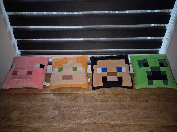 Minecraft Kussens - Set van 4!, Huis en Inrichting, Woonaccessoires | Kussens, Zo goed als nieuw, Vierkant, Ophalen of Verzenden
