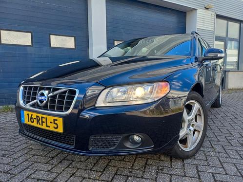 Volvo V70 1.6 T4 AUT 2011 / Limited edition /, Auto's, Volvo, Bedrijf, V70, Adaptieve lichten, Airconditioning, Bluetooth, Boordcomputer