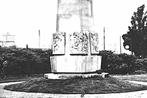950705	Voorburg	Oorlogsmonument	1949 ZH	 	Gelopen met postze, Verzamelen, Ansichtkaarten | Nederland, Ophalen of Verzenden, 1940 tot 1960