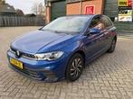 Volkswagen Polo 1.0 TSI Life Carplay Parkeersensoren Digital, Voorwielaandrijving, Stof, Gebruikt, Blauw