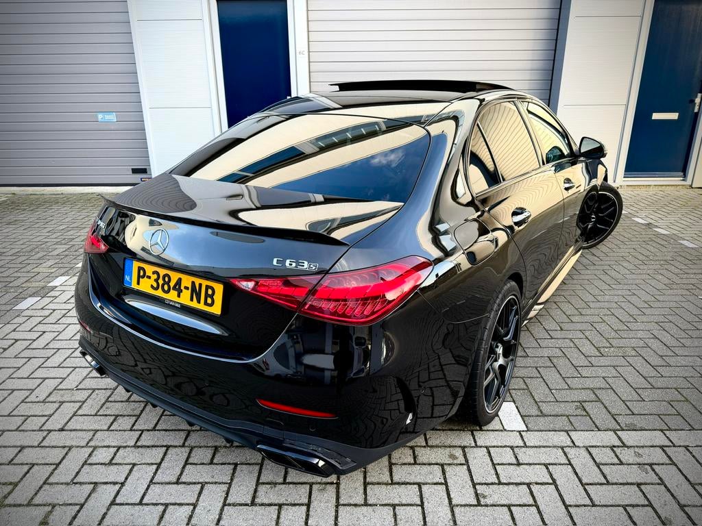 Mercedes-Benz C-Klasse C200 204pk 9G-TRONIC 2021 Zwart, Auto's, Mercedes-Benz, Automaat, 15 km/l, 1800 kg, Euro 6