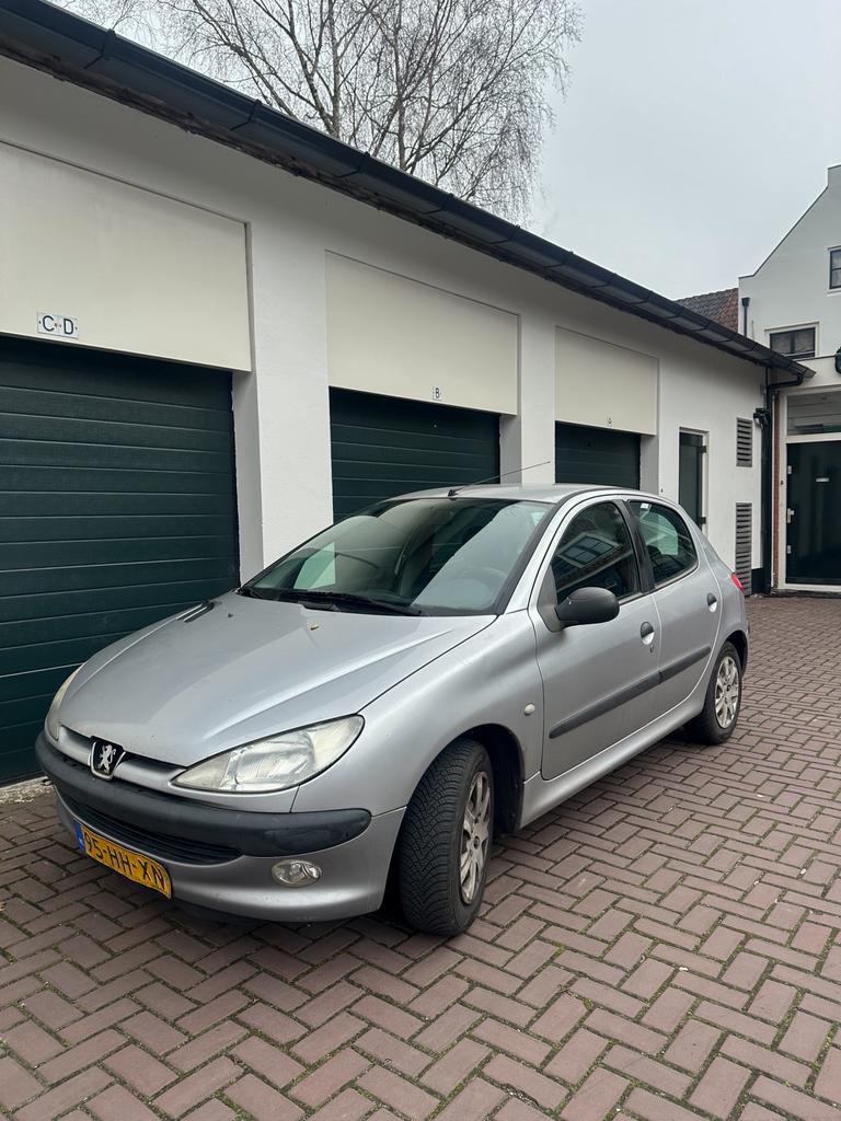 Peugeot 206, Auto's, Particulier, Zilver of Grijs, Te koop, Benzine