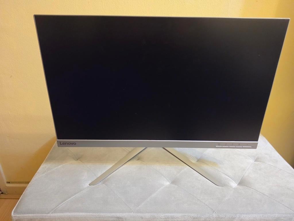 Lenovo L24q-10 (24 Inch, Quad HD 2K 2560 x 1440, IPS), Kantelbaar, Ophalen of Verzenden, Zo goed als nieuw, HDMI