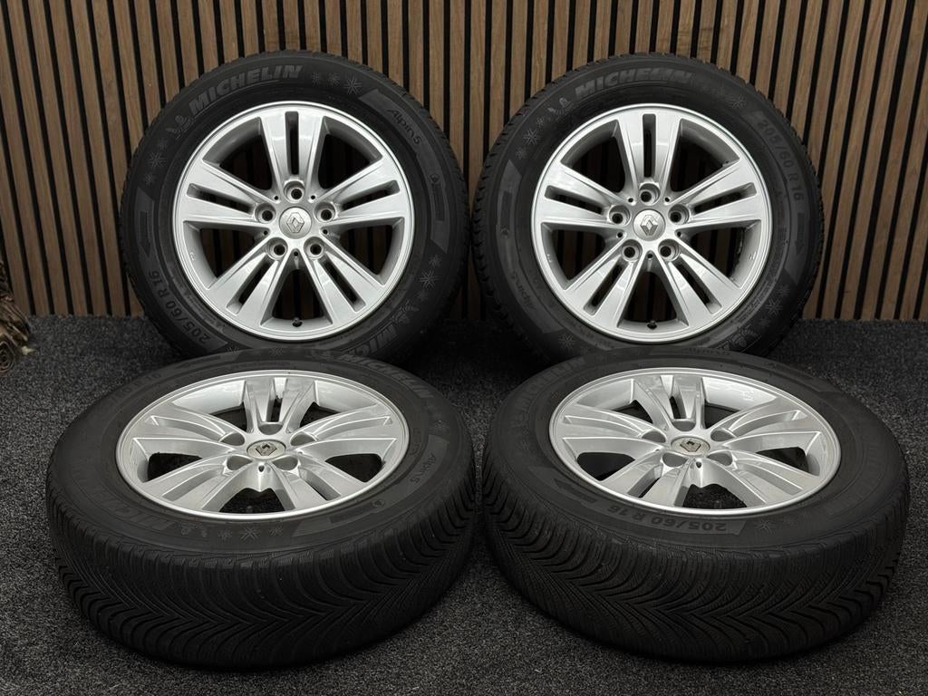 WINTER! Originele 16 inch Renault Scenic 5x114.3 Michelin, Auto-onderdelen, Banden en Velgen, Ophalen, 16 inch, ., Banden en Velgen