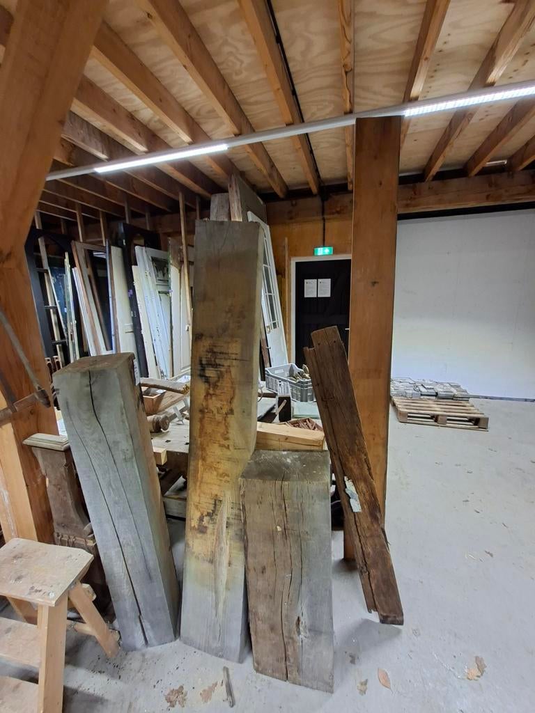 Eiken planken en gebint balken, Ophalen, Gebruikt