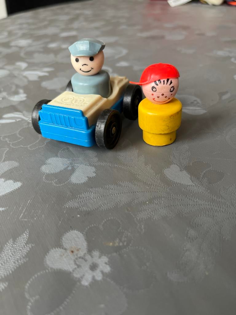 Little People jaren 60 auto met twee figuurtjes, Ophalen of Verzenden, Gebruikt