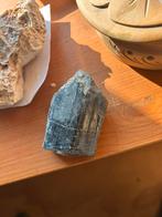 Diverse stenen: vulkanisch, mica, bauxiet uit Afrika/Surinam, Verzamelen, Mineralen en Fossielen, Ophalen of Verzenden, Mineraal