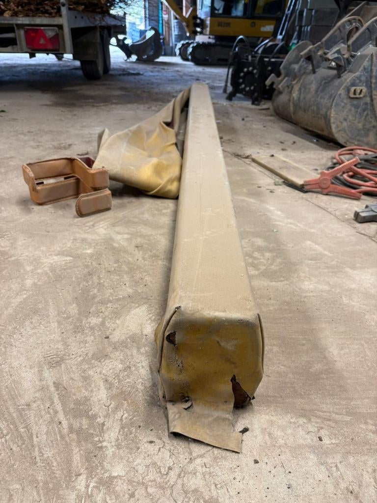 Turnbalk met hoes en steunen, Ophalen, Gebruikt, Bruin, Overige typen