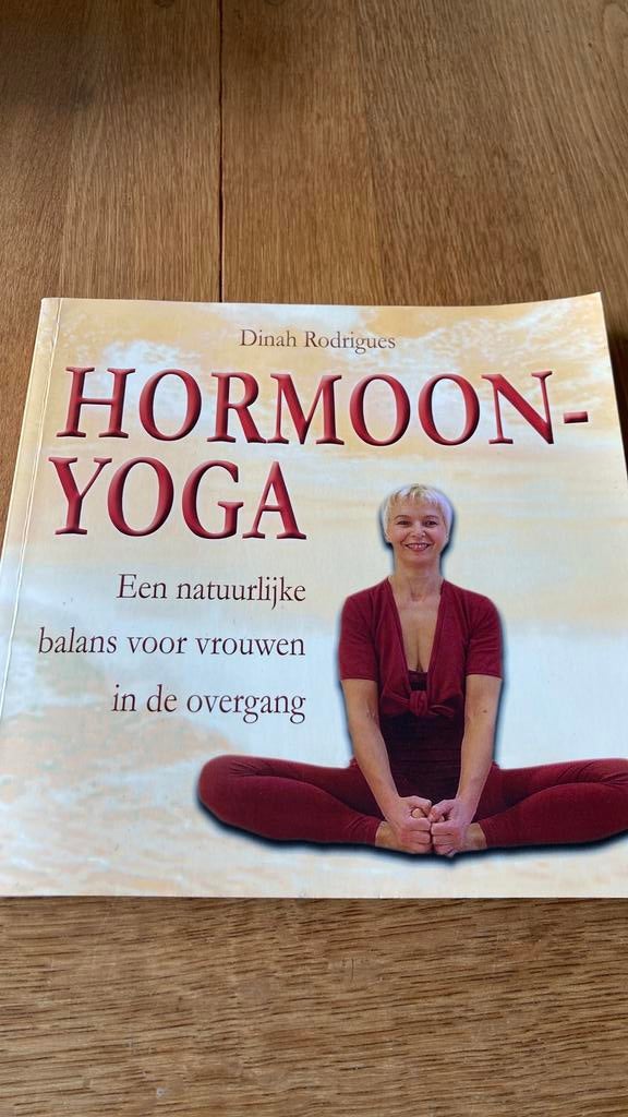 D. Rodrigues - Hormoonyoga, Boeken, Ophalen of Verzenden, Zo goed als nieuw, D. Rodrigues