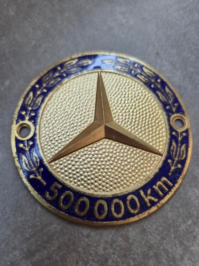 Mercedes 500000 km badge, Ophalen of Verzenden