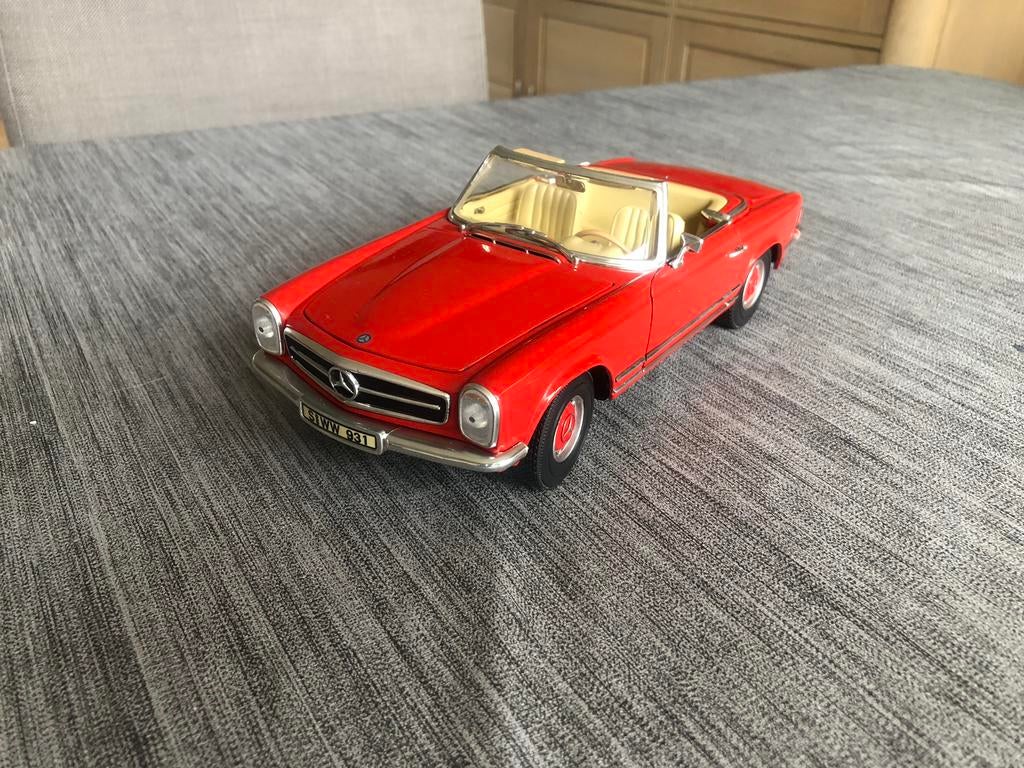 Anson 1/18 Mercedes 280sl zonder doos, Hobby en Vrije tijd, Modelauto's | 1:18, Ophalen, Zo goed als nieuw, Auto, Anson