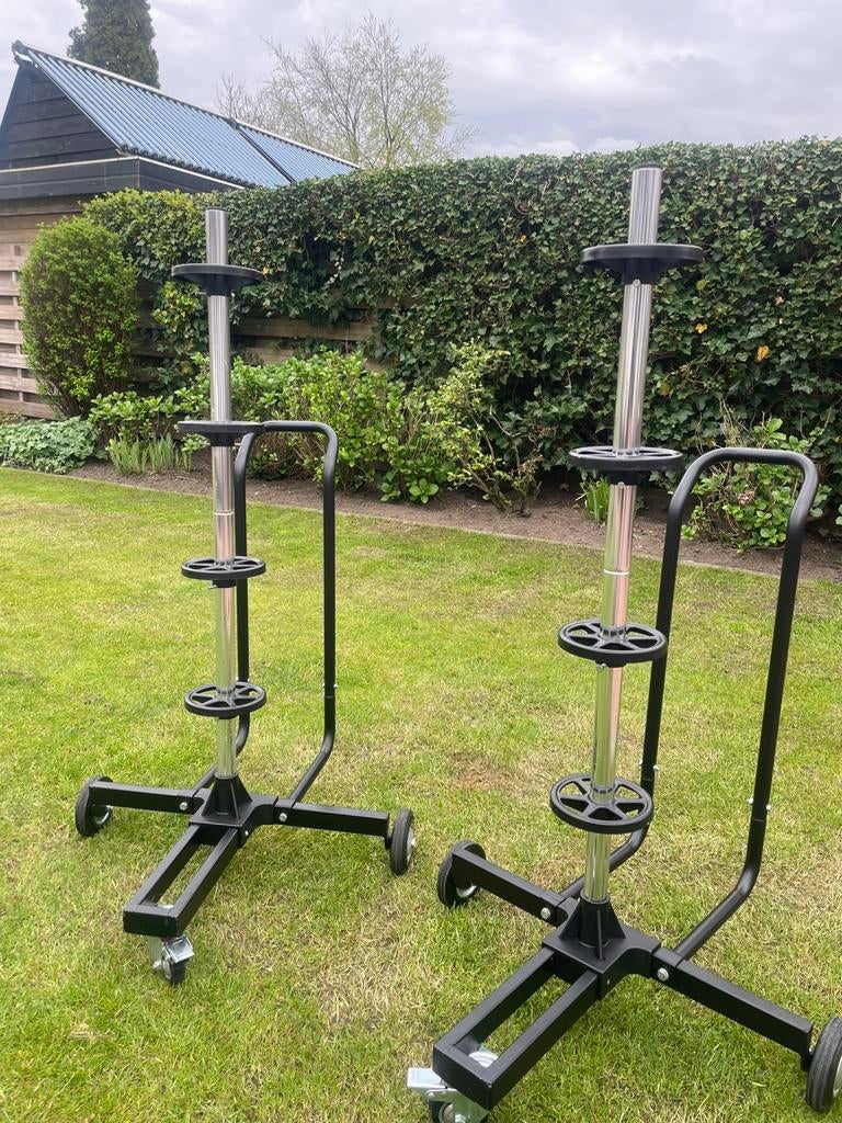 Banden opslag - Verrijdbare velgenboom met rem, Ophalen, Zo goed als nieuw