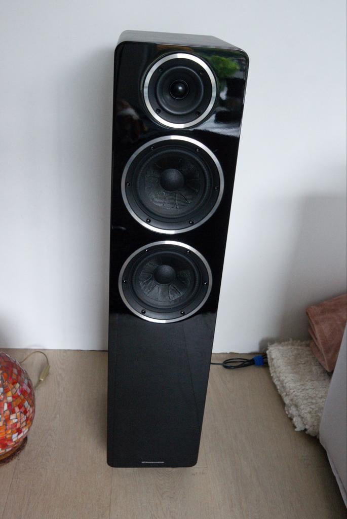 Wharfedale Diamond Active series A 2 luidsprekers, Zo goed als nieuw, 120 watt of meer, Front, Rear of Stereo speakers, Ophalen