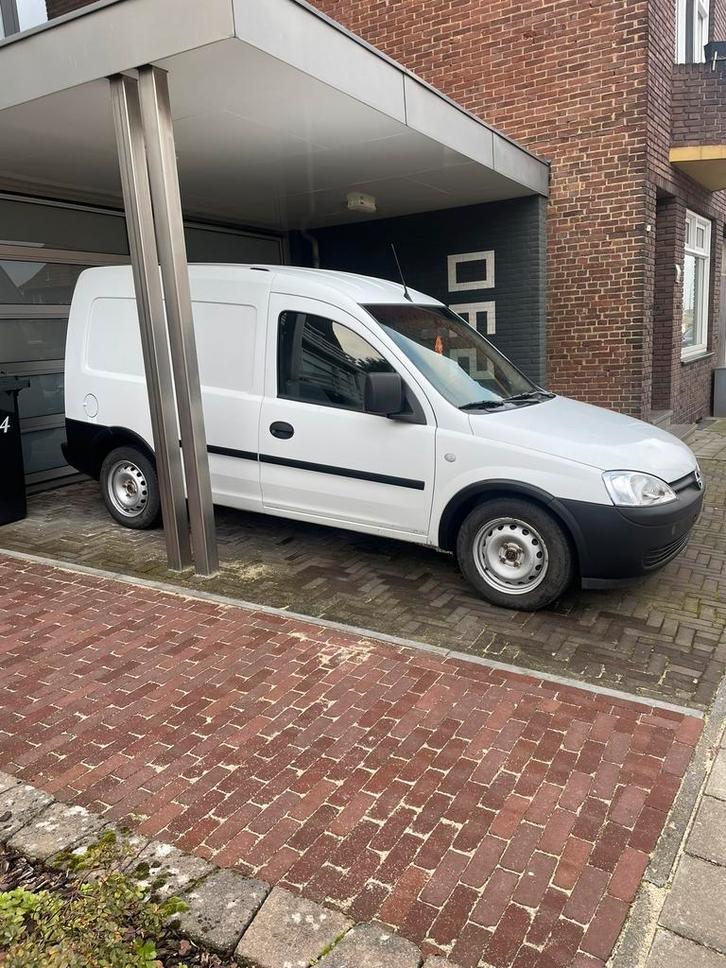 Opel 2004 Wit, Auto's, Bestelauto's, Particulier, Opel, Benzine, Geïmporteerd, Wit, Ophalen