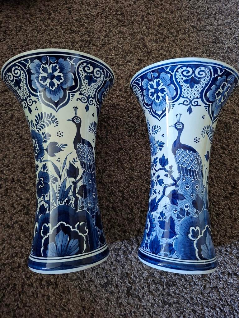 Set van 2 Delfts Blauwe Vazen met Pauwenmotief, Ophalen