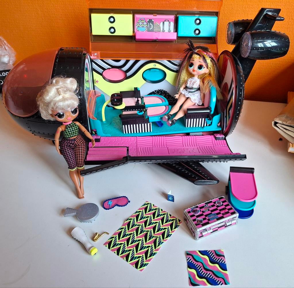 L.O.L. Surprise! O.M.G. Vliegtuig met accessoires, Kinderen en Baby's, Speelgoed | Poppen, Ophalen of Verzenden, Gebruikt, Overige typen