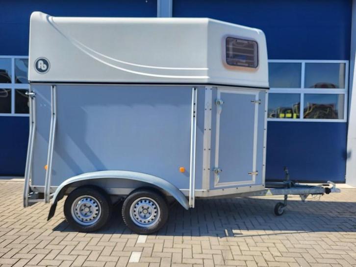 Vernieuwde 1.5 paardentrailer Blomert garantie nieuw staat**, Dieren en Toebehoren, Paarden en Pony's | Trailers en Aanhangwagens
