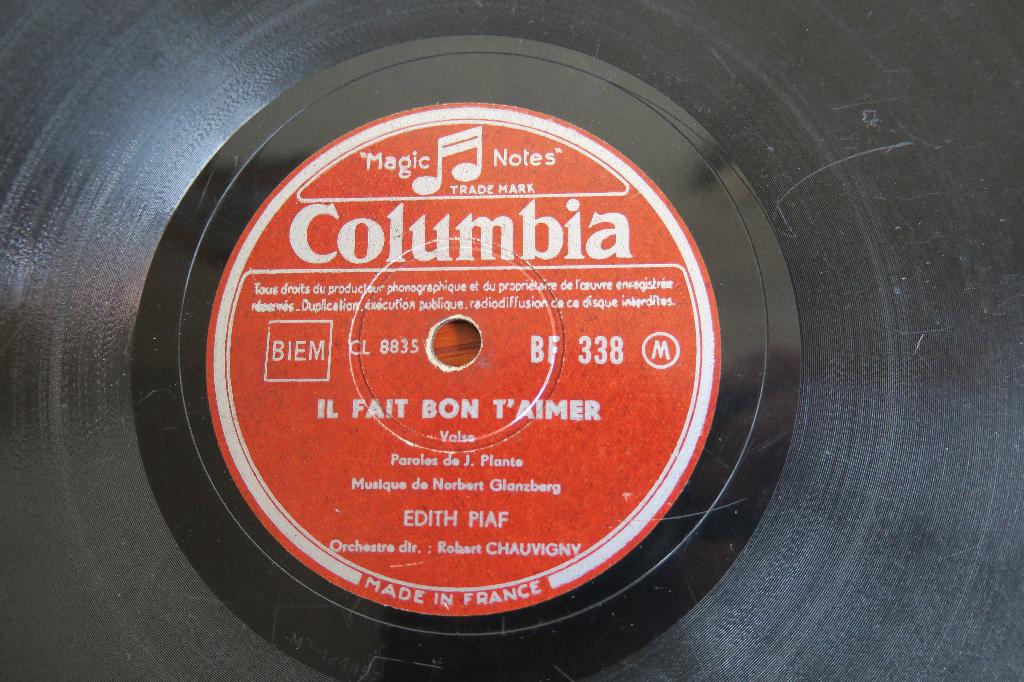 Edith Piaf Il Fait Bon T'aimer 78 toeren 78rpm chanson frans, Cd's en Dvd's, Vinyl | Overige Vinyl, Ophalen of Verzenden, Gebruikt