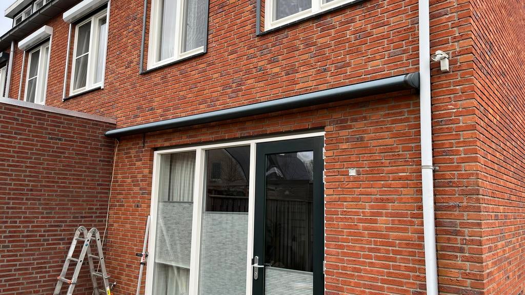 Knikarmscherm 4.9 meter breed, Tuin en Terras, Zonneschermen, Ophalen, Gebruikt, 450 cm of meer, Elektrisch