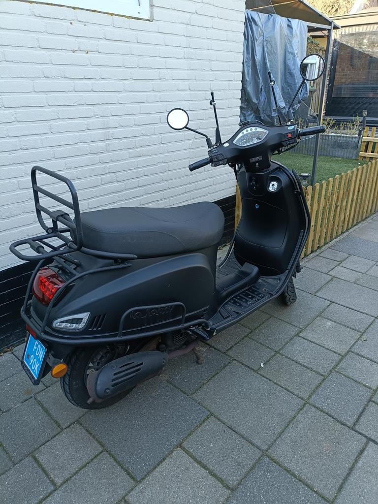 Scooter La souris snor uitvoering, Fietsen en Brommers, Snorfietsen en Snorscooters, Ophalen, Gebruikt, Benzine, Overige merken