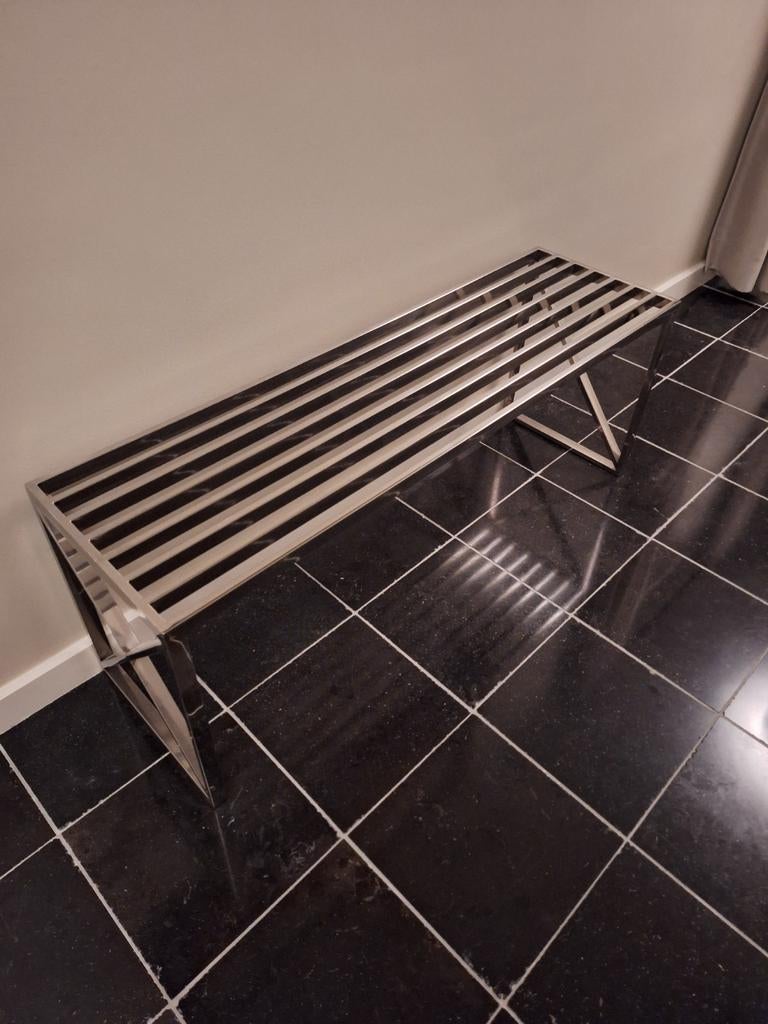 Metaal bank, Ophalen, Zo goed als nieuw