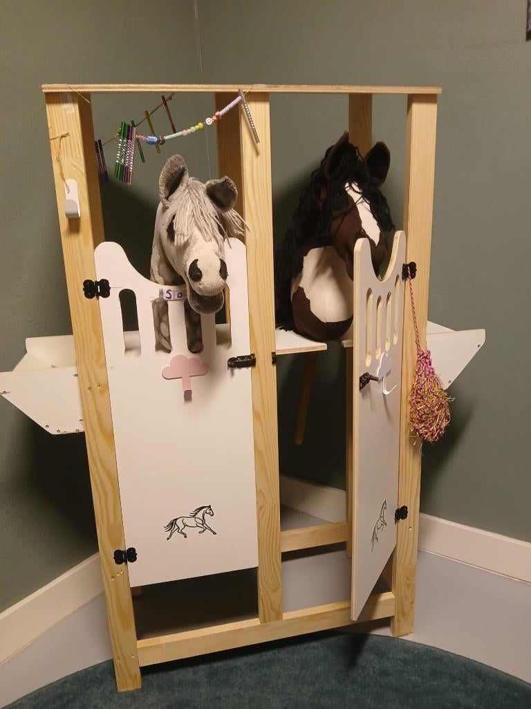 Hobbyhorse stal, Ophalen, Zo goed als nieuw