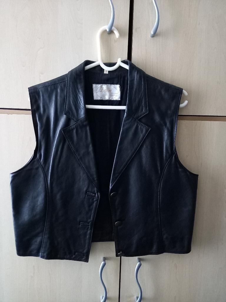 gilet / leer jasje mouwloos, Ophalen of Verzenden, Zo goed als nieuw, Maat 42/44 (L), Zwart