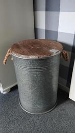 Metalen opbergton, Ophalen of Verzenden