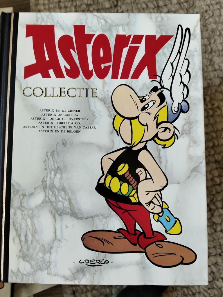 Asterix Hardcover Deel IV - Goede Staat, Boeken, Eén stripboek, Ophalen of Verzenden, Gelezen, Uderzo