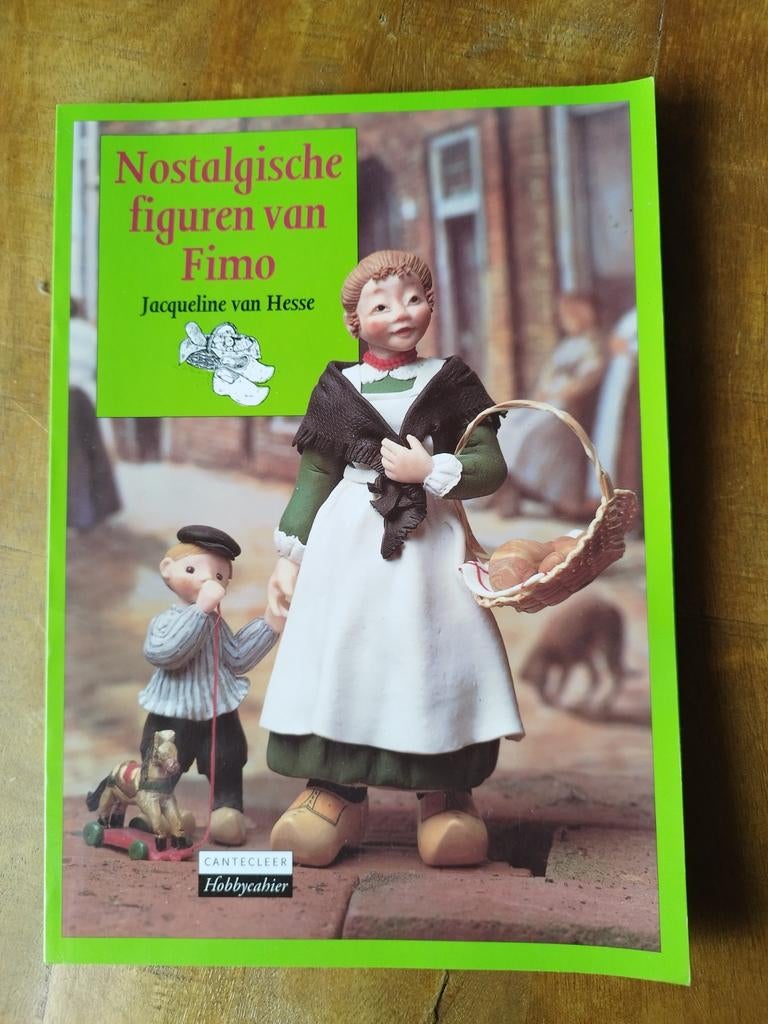 Fimo kleien boeken - Nostalgische figuren, Vrolijke varkens, Gebruikt, Meerkleurig, Ophalen of Verzenden, Papier of Karton