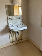 Twee wastafels met marmer achterwand en spiegel, Doe-het-zelf en Verbouw, Sanitair, Ophalen, Gebruikt, Wastafel