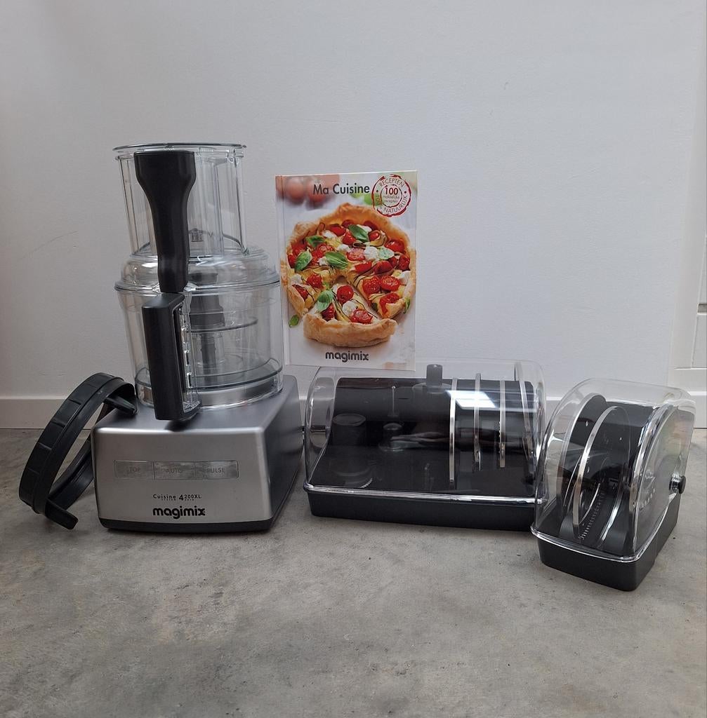 Foodprocessor Magimix CS 4200 XL met creative kit - z.g.a.n!, Ophalen, Zo goed als nieuw, Vaatwasserbestendig, 3 snelheden of meer