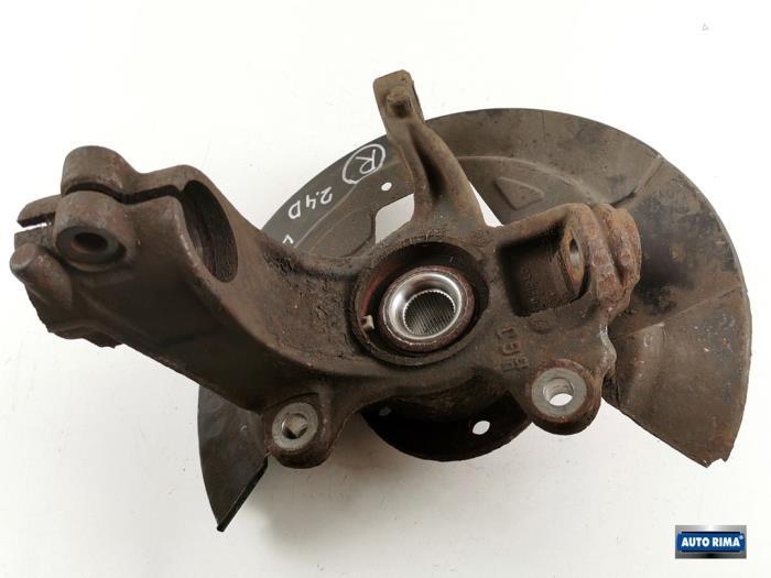 Fusee rechts-voor van een Volvo V60