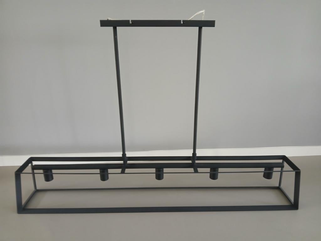 Moderne hanglamp voor eettafel of keuken, goede staat, Huis en Inrichting, Lampen | Hanglampen, Ophalen