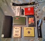 Lotje curio speelkaarten zakmes blikjes aansteker lucifers e, Ophalen of Verzenden