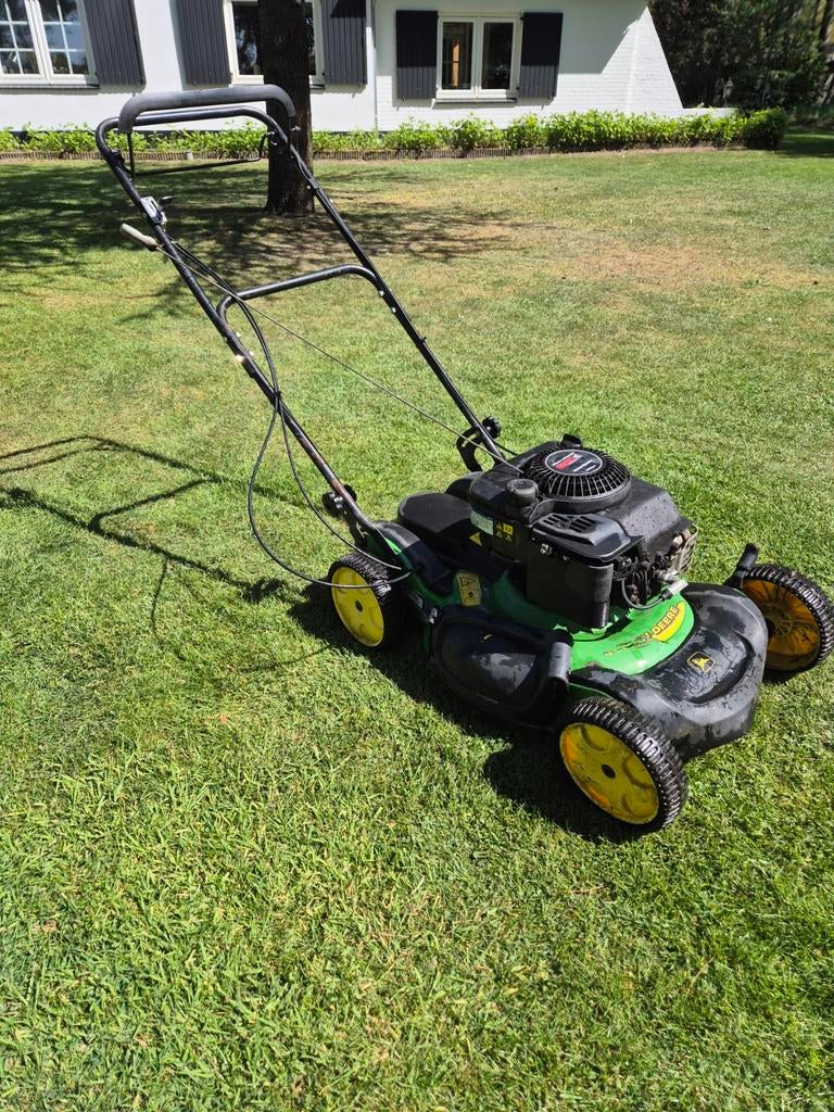 John Deere JS63 Mulchmaaier - Krachtige Benzine Grasmaaier, Cirkelmaaier, Gebruikt, Mulchfunctie, Benzine-grasmaaier