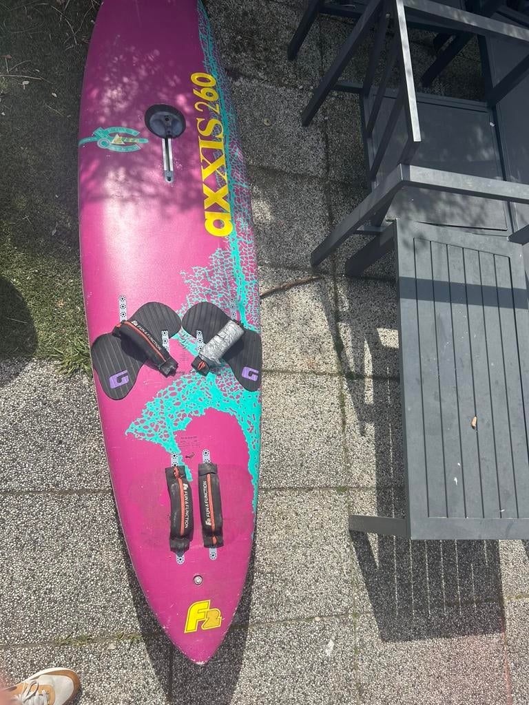 F2 Axxis 260 Windsurf Compleet Pakket, Ophalen, 250 tot 300 cm, Gebruikt, Met vin(nen)