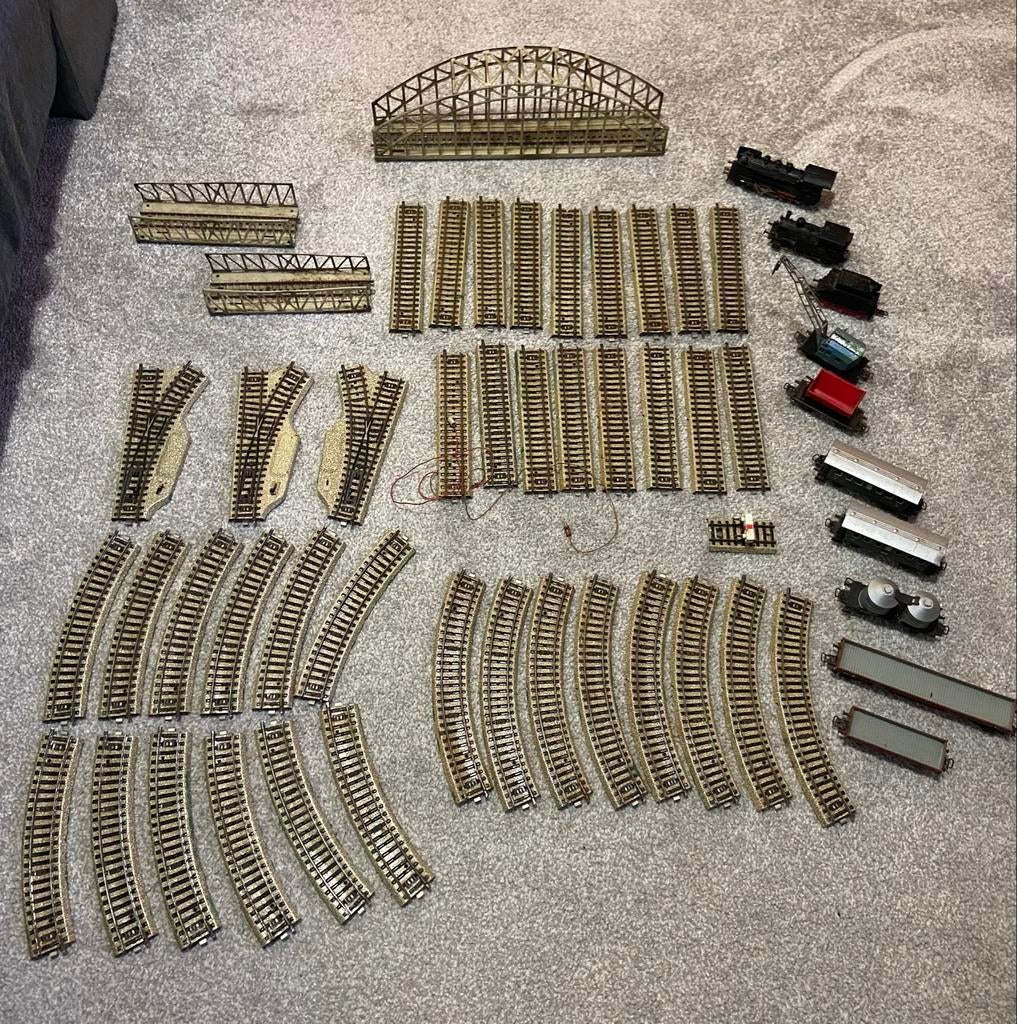 Märklin treinbaan met locomotieven, wagons en rails, Hobby en Vrije tijd, Wisselstroom, Gebruikt, Locomotief, Ophalen of Verzenden