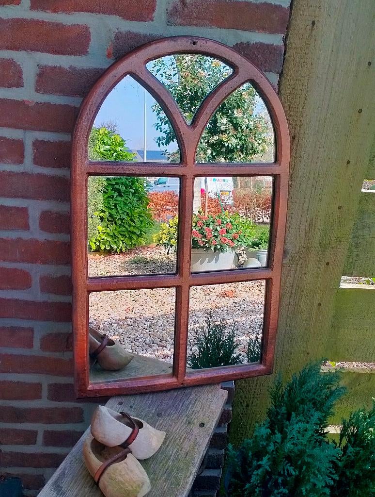 Boeren Tuin Spiegel - Antiek ijzeren Stalraam Tuinspiegel, Ophalen of Verzenden, Zo goed als nieuw